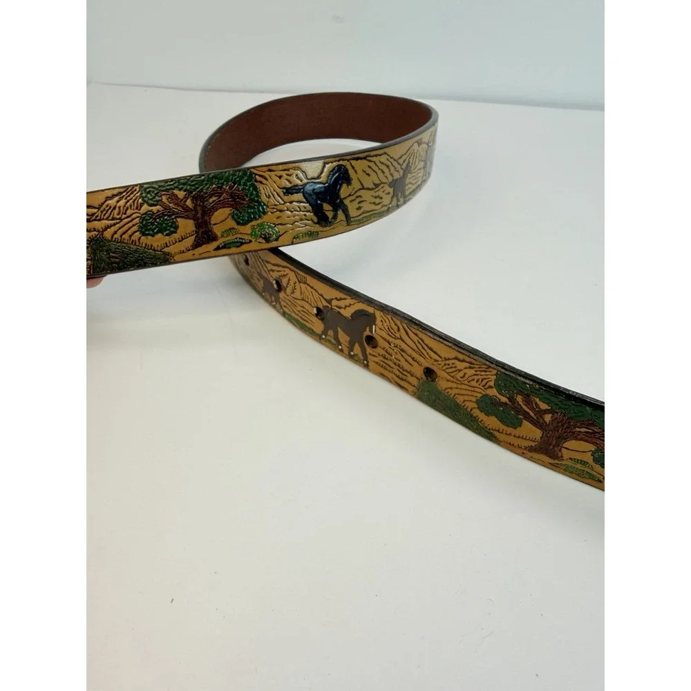 Nocona Western Leather Belt Size 26 Hand Painted Horse Tree Mountain Scenery